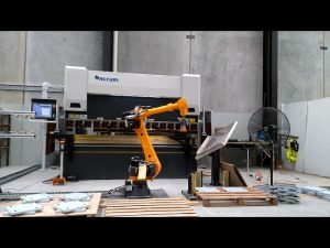 الفرامل الآلية باستخدام الحاسب الآلي الروبوتية لنظام الانحناء الروبوتي