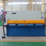 لوحة الصلب آلة القص الهيدروليكية للبيع