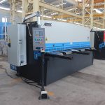 لوحة معدنية هيدروليكية شعاع سوينغ آلة القص